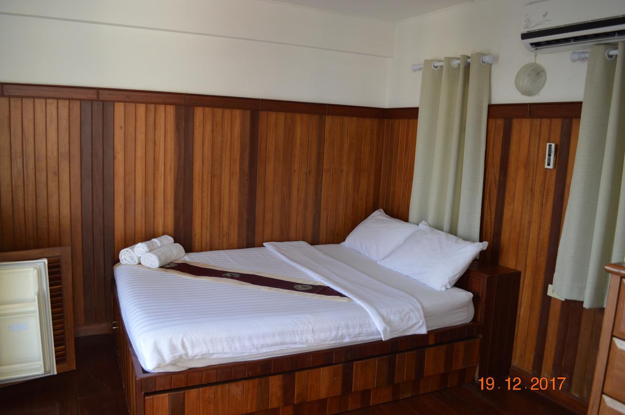 Tongmee Guest House Hua Hin Bagian luar foto