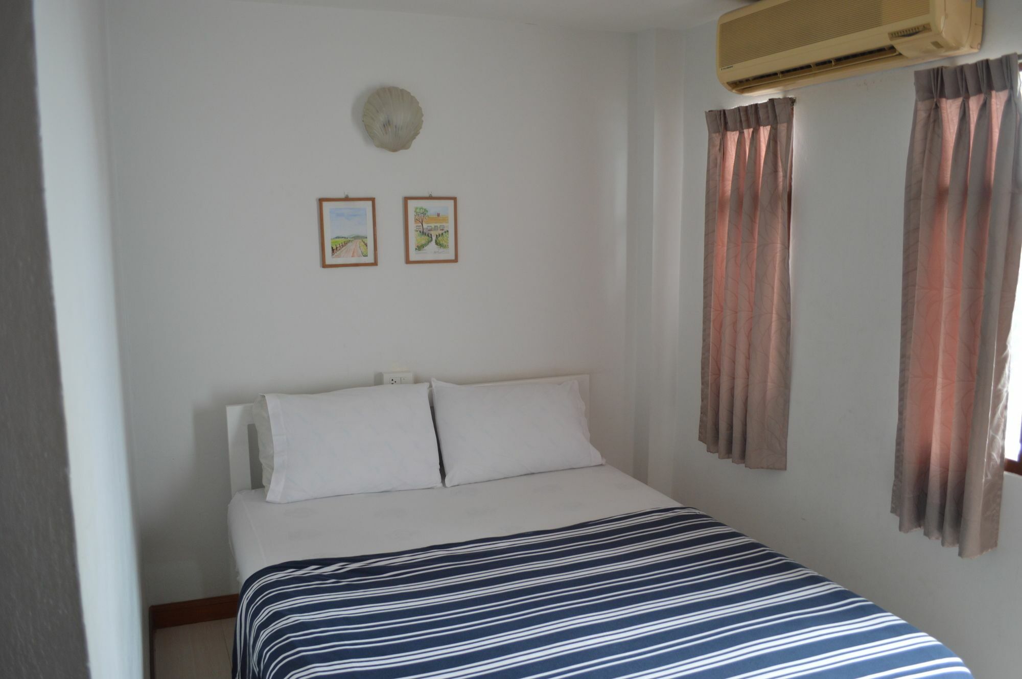 Tongmee Guest House Hua Hin Bagian luar foto